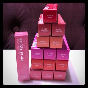bareMinerals POP OF PASSION in “pink passion”